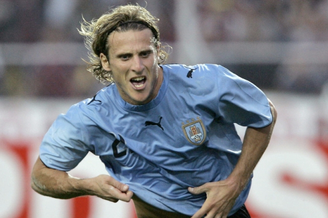 Diego Forlan: The finest Uruguayan player since... Alvaro Recoba?